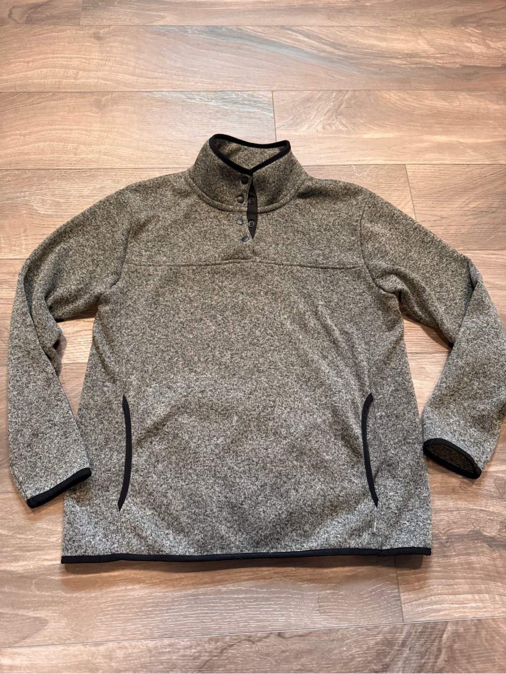 Eddie Bauer Women’s 1/4 Snap Button Pullover Fleece Jacket Gray Large